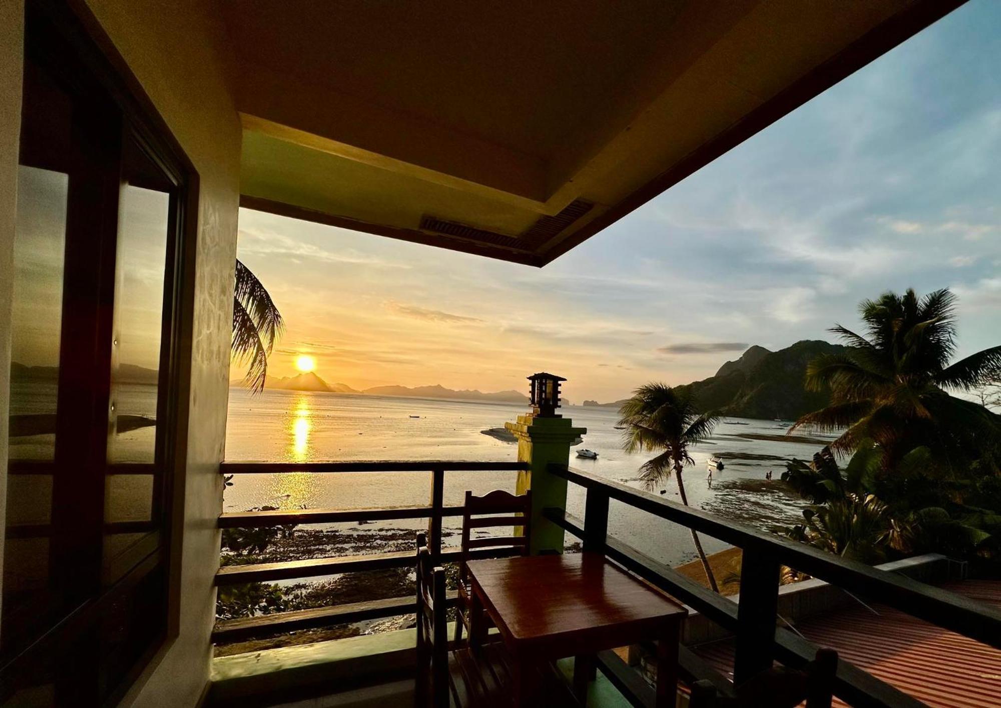 Desert Rose Beach Hotel El Nido Bagian luar foto
