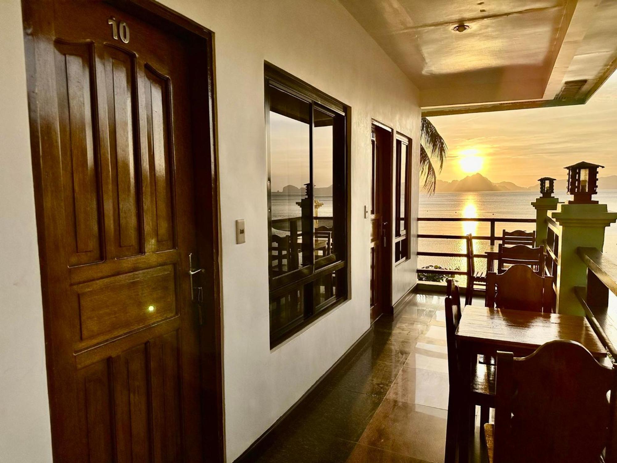 Desert Rose Beach Hotel El Nido Bagian luar foto