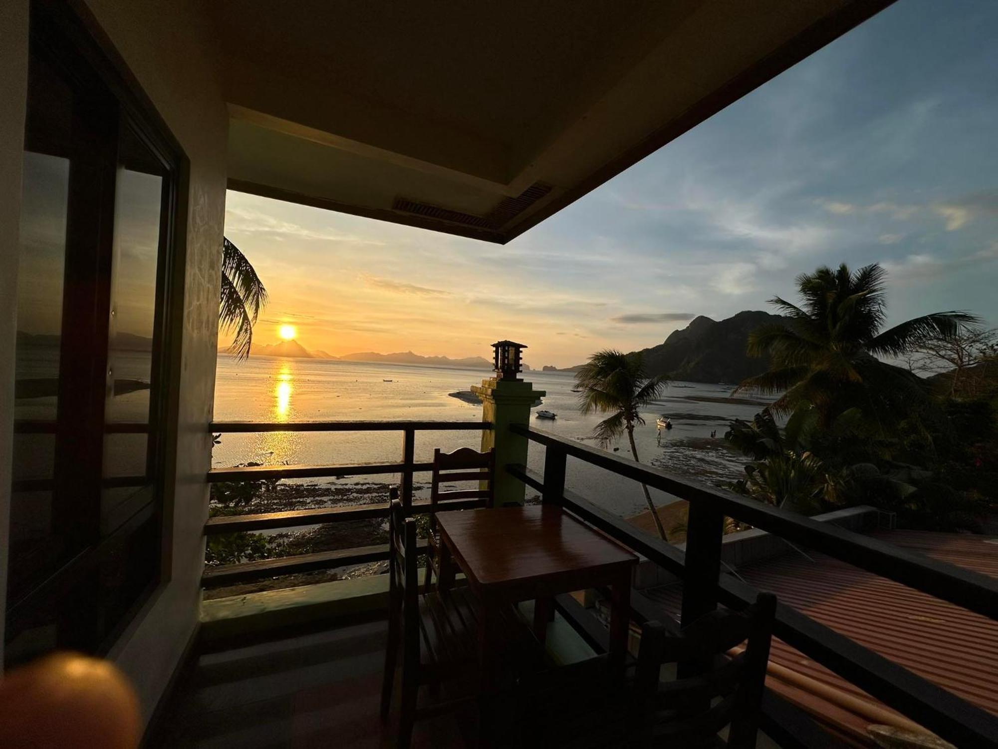 Desert Rose Beach Hotel El Nido Bagian luar foto