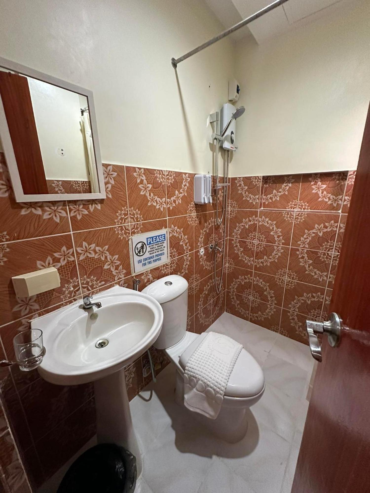 Desert Rose Beach Hotel El Nido Bagian luar foto
