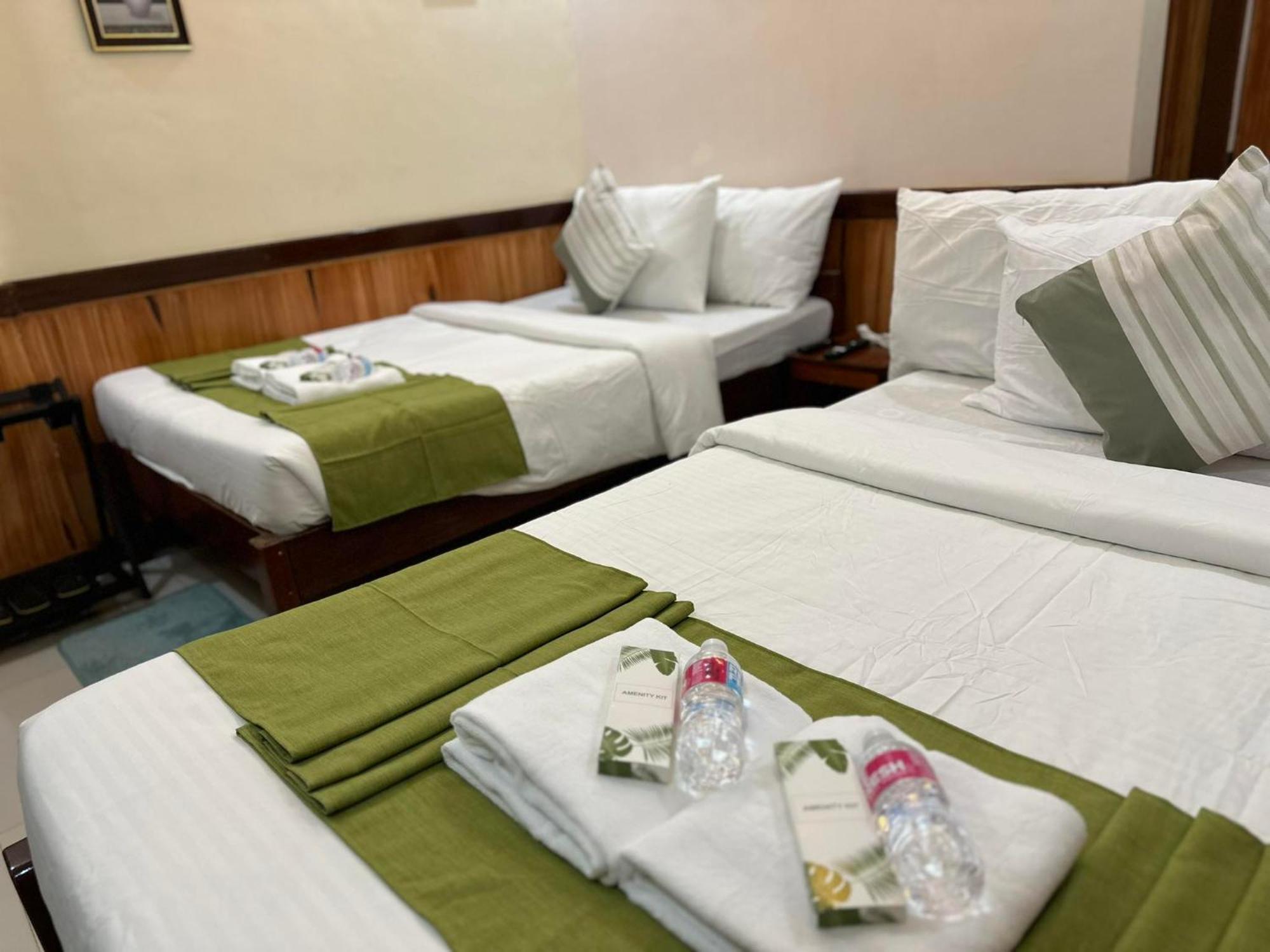 Desert Rose Beach Hotel El Nido Bagian luar foto