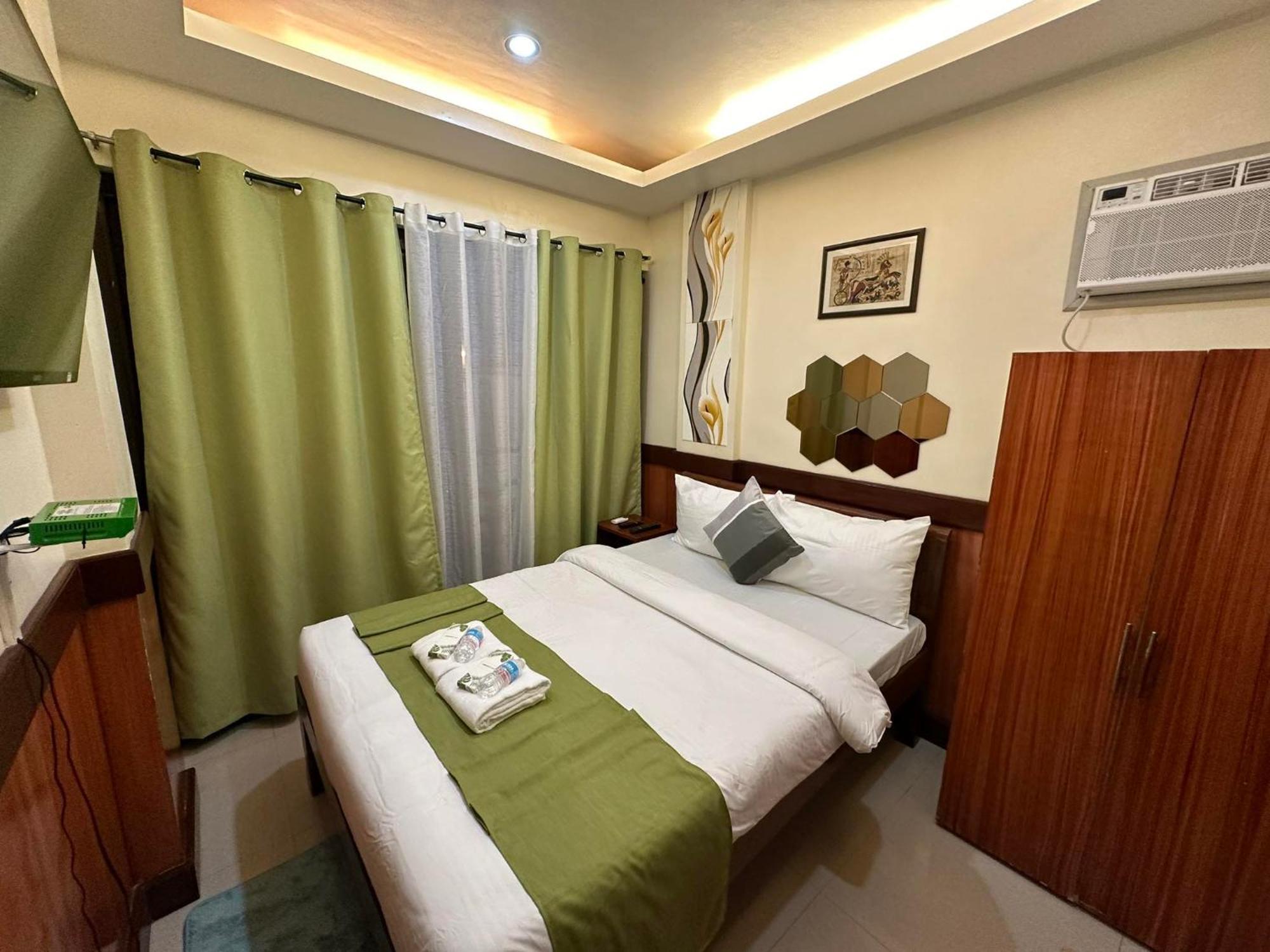 Desert Rose Beach Hotel El Nido Bagian luar foto