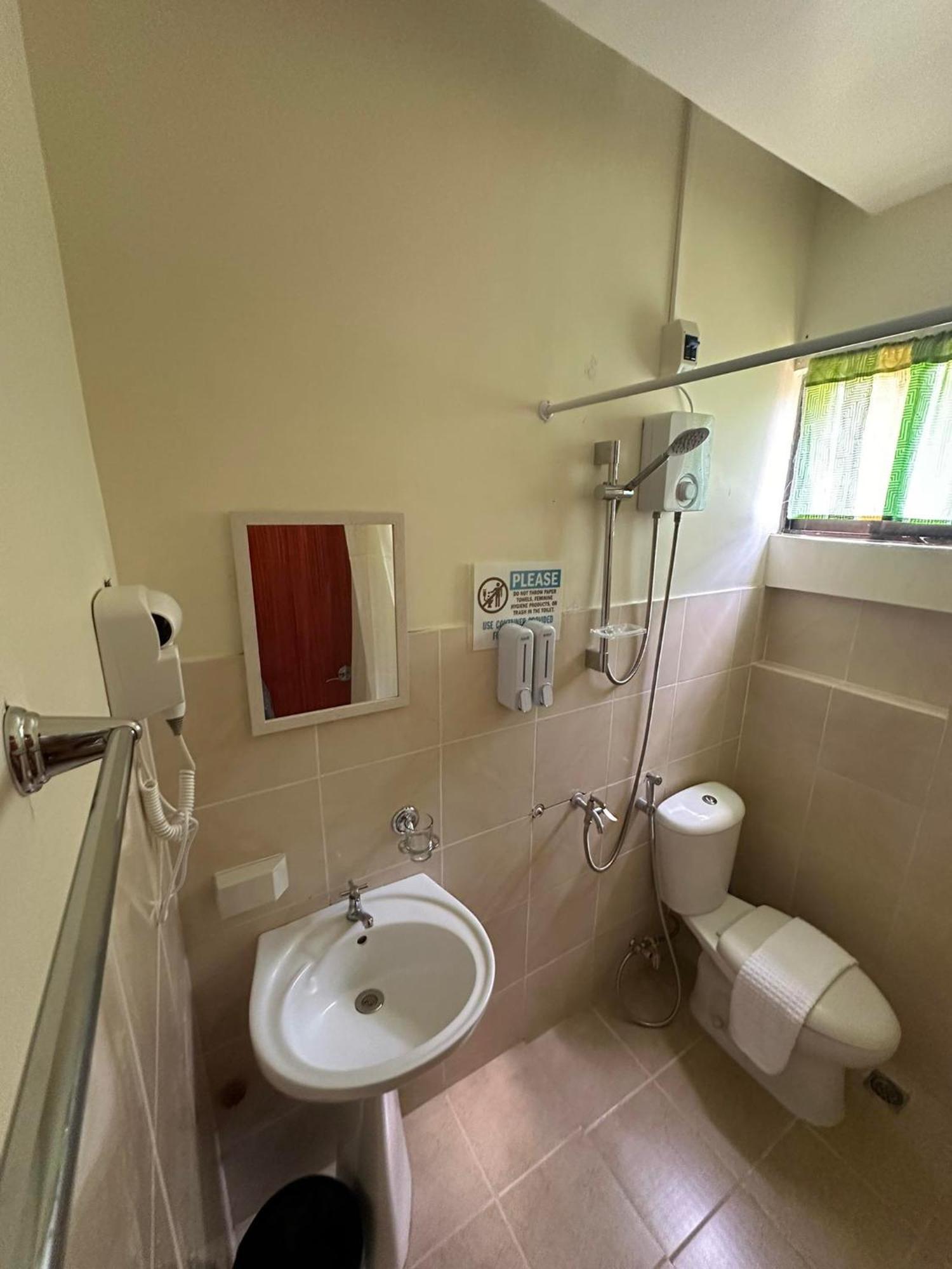 Desert Rose Beach Hotel El Nido Bagian luar foto