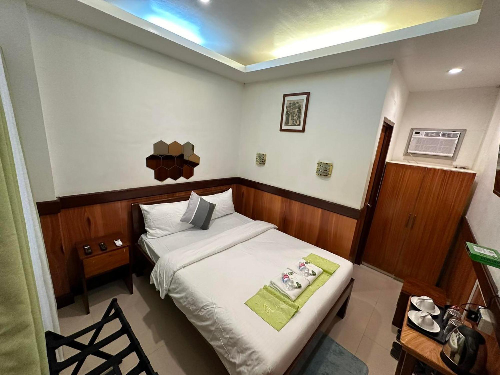 Desert Rose Beach Hotel El Nido Bagian luar foto